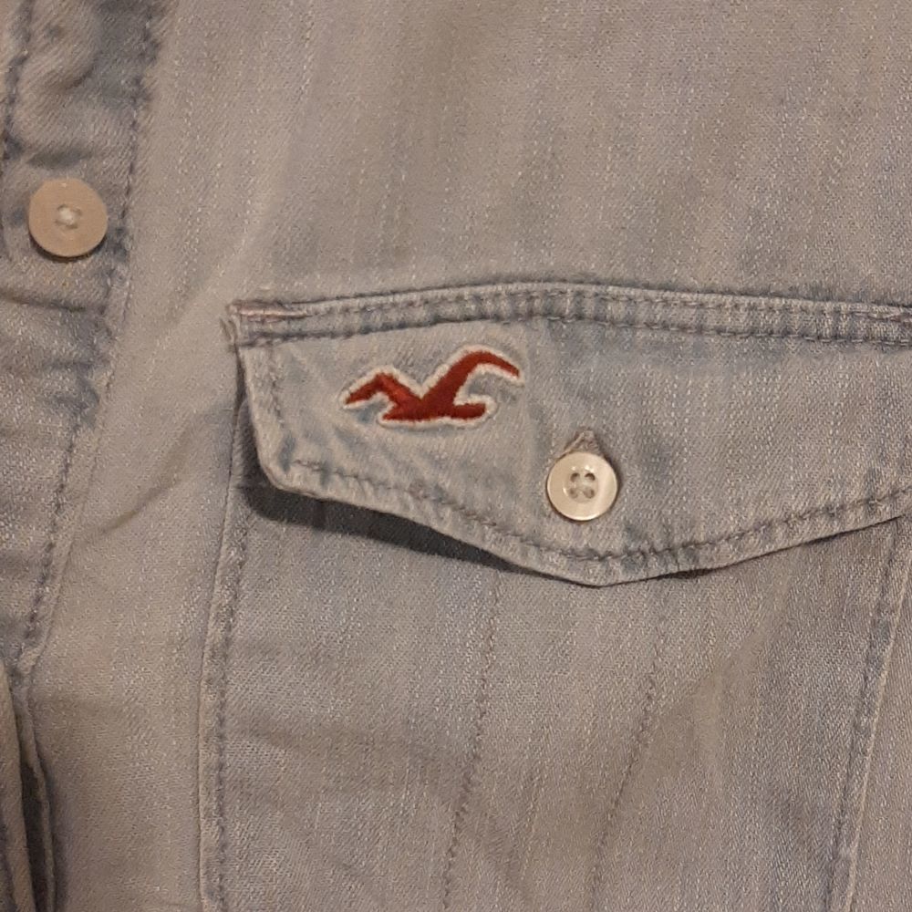 HOLLISTER DENIM SHIRT - Picture 4 of 7